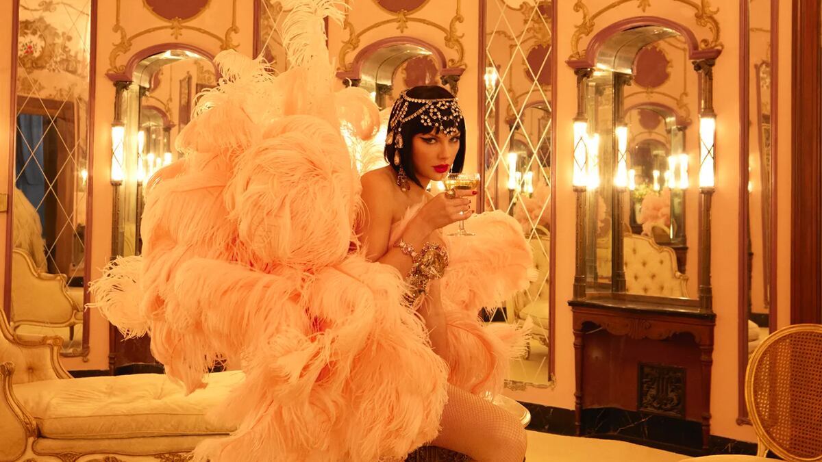 Decoding the Hype: Your Guide to a Taylor Swift Announcement Today 2pm